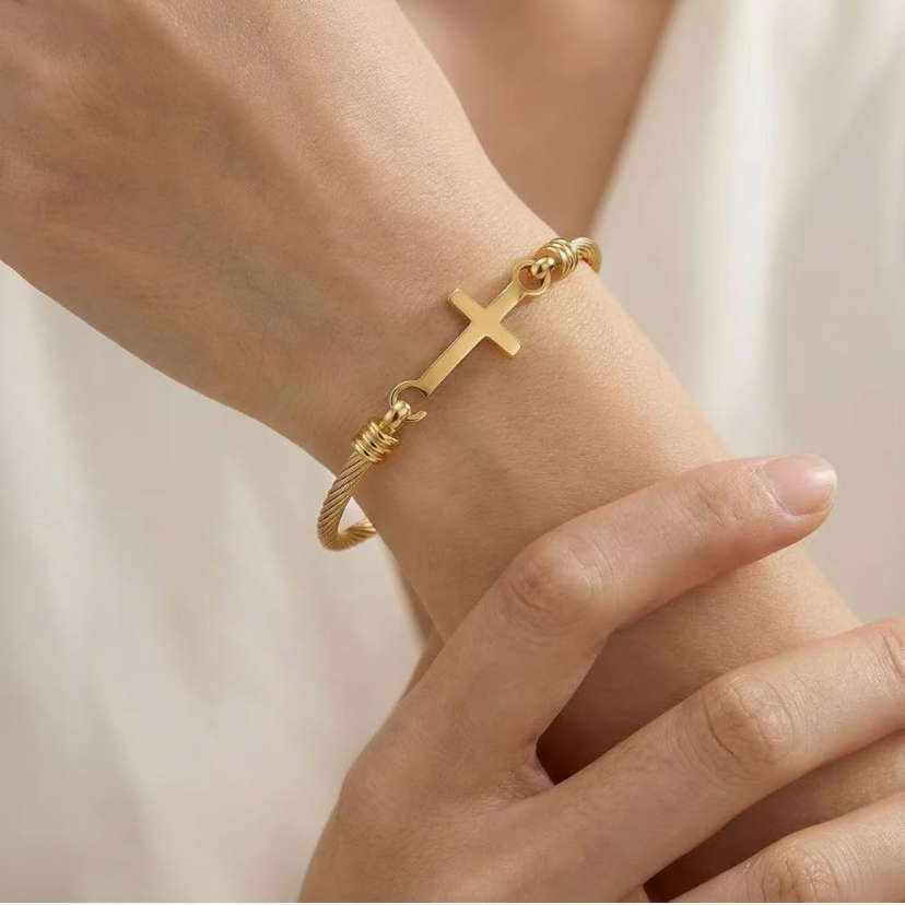 Stainless Steel Cross Bracelet with Special Card - Gold or Silver image